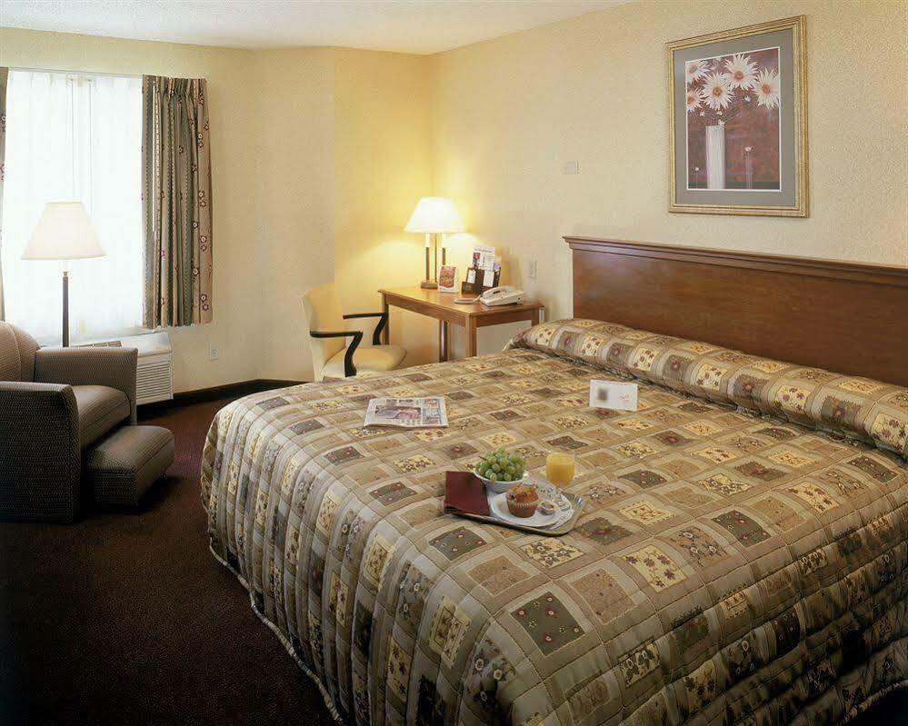 Red Roof Inn קליפטון פארק מראה חיצוני תמונה